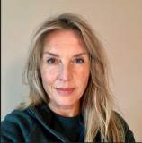 Dr Nathalie Van Meurs